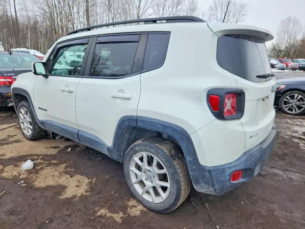ZACNJDBBXMPM27627 2021 JEEP RENEGADE - Image 2