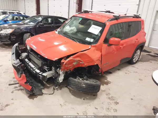 ZACNJDBBXMPM71398 2021 JEEP RENEGADE - Image 2