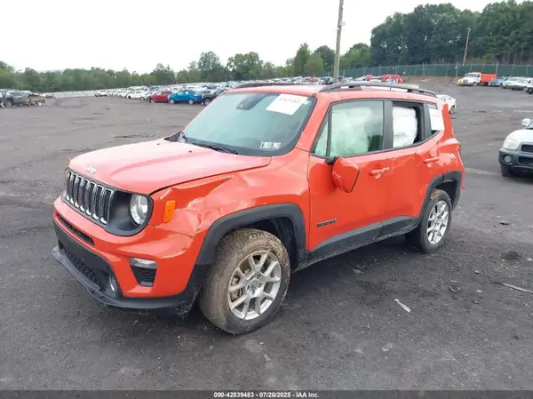 ZACNJDBBXMPM77038 2021 JEEP RENEGADE - Image 2
