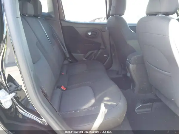ZACNJDBBXMPN25489 2021 JEEP RENEGADE - Image 8