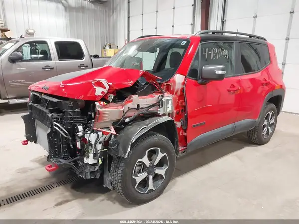 ZACNJDC10MPM24905 2021 JEEP RENEGADE - Image 2