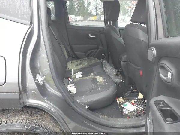 ZACNJDC10MPM97899 2021 JEEP RENEGADE - Image 8