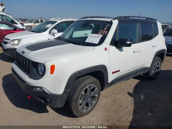 ZACNJDC10PPP71428 2023 JEEP RENEGADE - Image 2