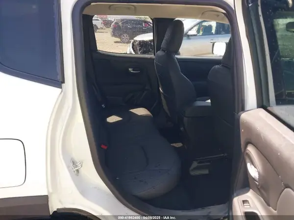 ZACNJDC10PPP73681 2023 JEEP RENEGADE - Image 8