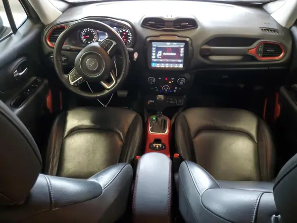 ZACNJDC11MPM14738 2021 JEEP RENEGADE - Image 8