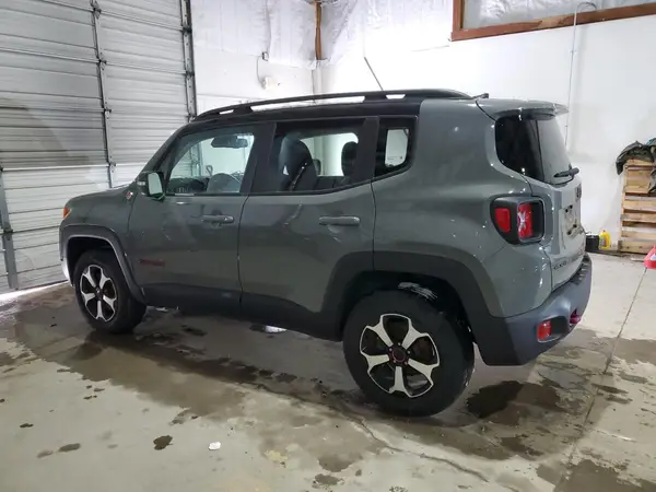 ZACNJDC11MPM32110 2021 JEEP RENEGADE - Image 2