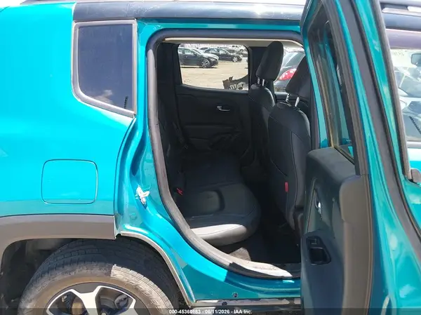 ZACNJDC11MPM38375 2021 JEEP RENEGADE - Image 8