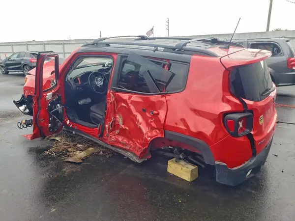 ZACNJDC11MPN27380 2021 JEEP RENEGADE - Image 2