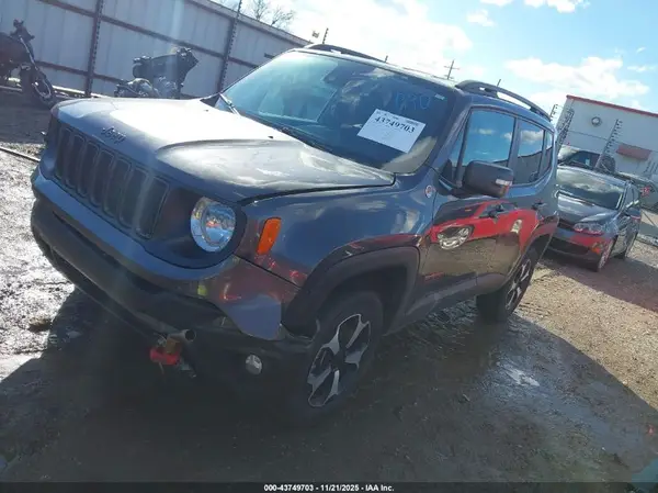 ZACNJDC11MPN34569 2021 JEEP RENEGADE - Image 2