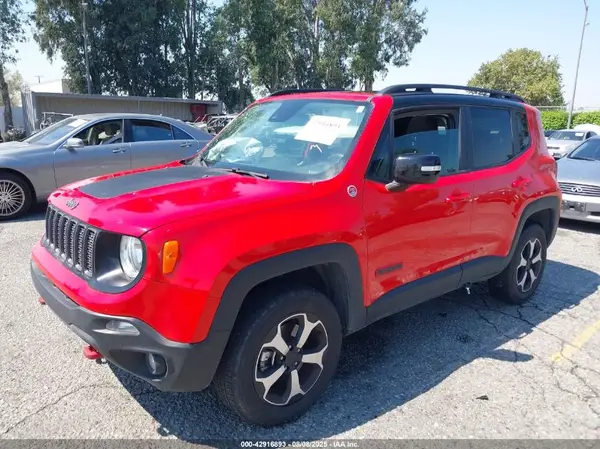 ZACNJDC11NPN81943 2022 JEEP RENEGADE - Image 2