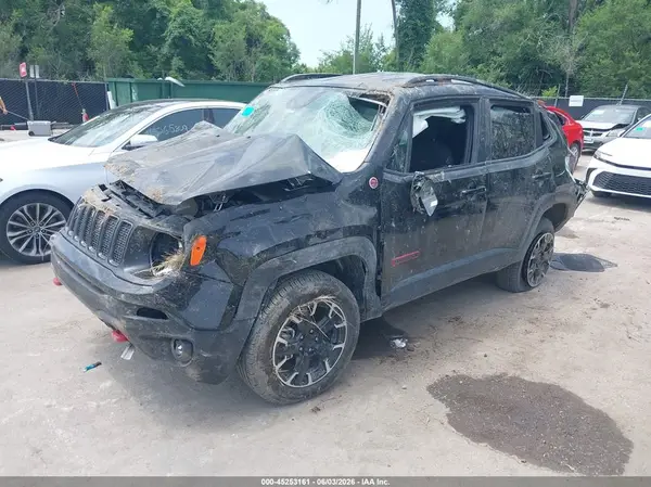ZACNJDC11PPP15059 2023 JEEP RENEGADE - Image 2