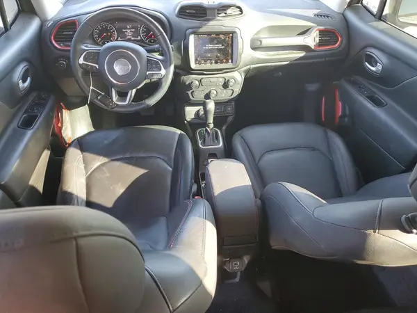 ZACNJDC11PPP23677 2023 JEEP RENEGADE - Image 8