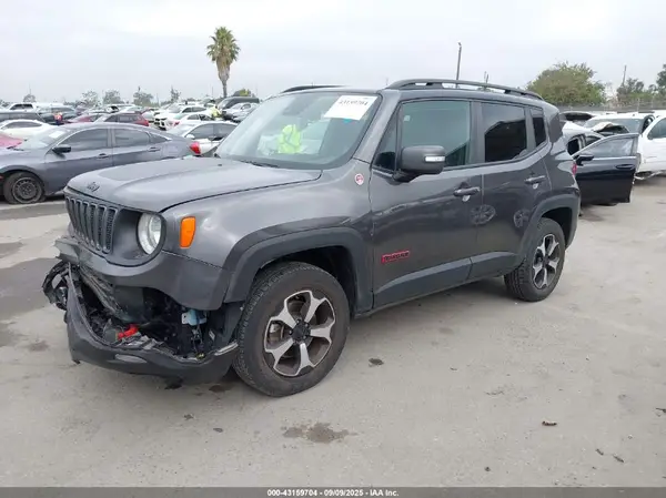 ZACNJDC12MPM15400 2021 JEEP RENEGADE - Image 2
