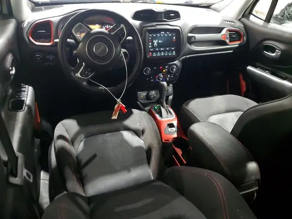 ZACNJDC12MPM40619 2021 JEEP RENEGADE - Image 8