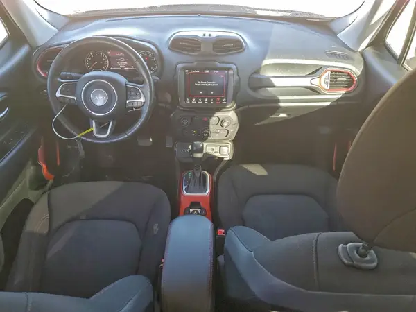 ZACNJDC12MPN18428 2021 JEEP RENEGADE - Image 8