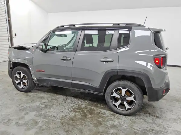 ZACNJDC12MPN27727 2021 JEEP RENEGADE - Image 2