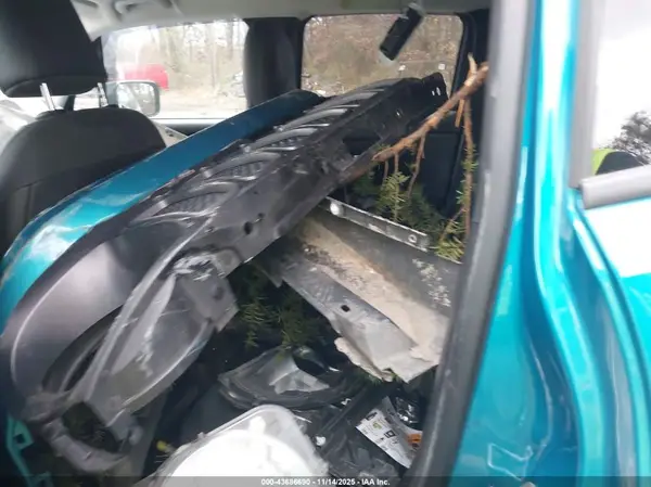 ZACNJDC12MPN32538 2021 JEEP RENEGADE - Image 8
