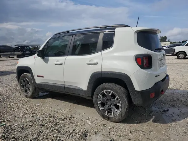 ZACNJDC12PPP12025 2023 JEEP RENEGADE - Image 2