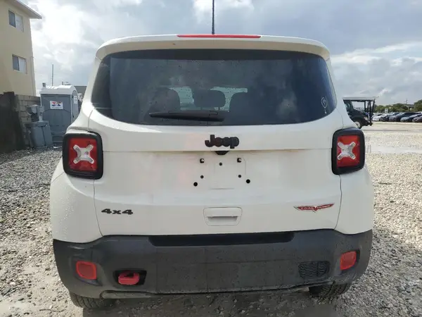 2023 JEEP RENEGADE auction photo 6
