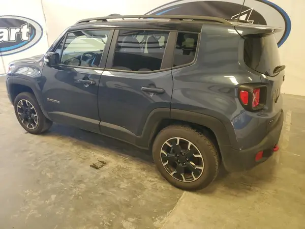 ZACNJDC12PPP62326 2023 JEEP RENEGADE - Image 2