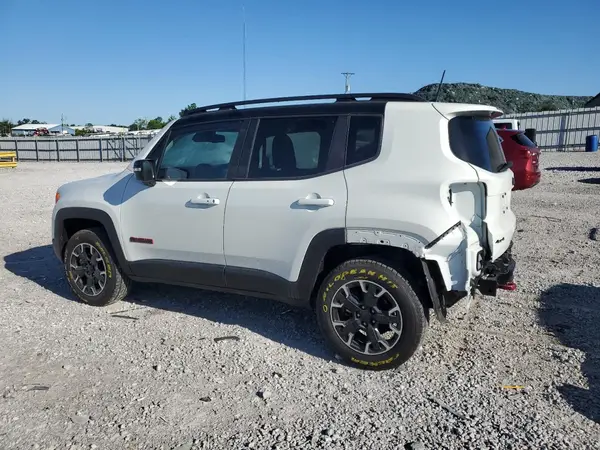 ZACNJDC12PPP65419 2023 JEEP RENEGADE - Image 2