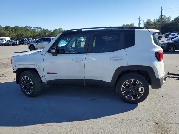 ZACNJDC12PPP71219 2023 JEEP RENEGADE - Image 2