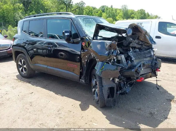 ZACNJDC13NPN42125 2022 JEEP RENEGADE - Image 1