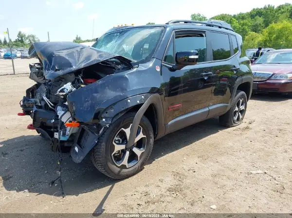 ZACNJDC13NPN42125 2022 JEEP RENEGADE - Image 2