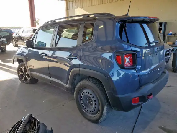 ZACNJDC13NPN54288 2022 JEEP RENEGADE - Image 2