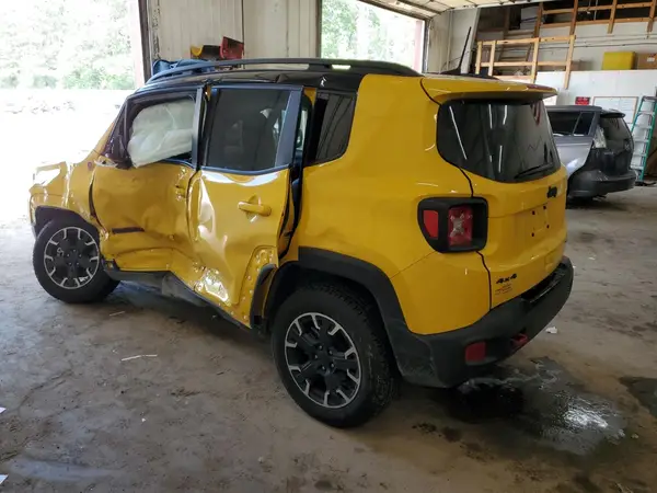 ZACNJDC13PPP63100 2023 JEEP RENEGADE - Image 2