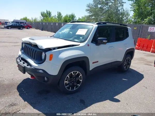 ZACNJDC13PPP66434 2023 JEEP RENEGADE - Image 2