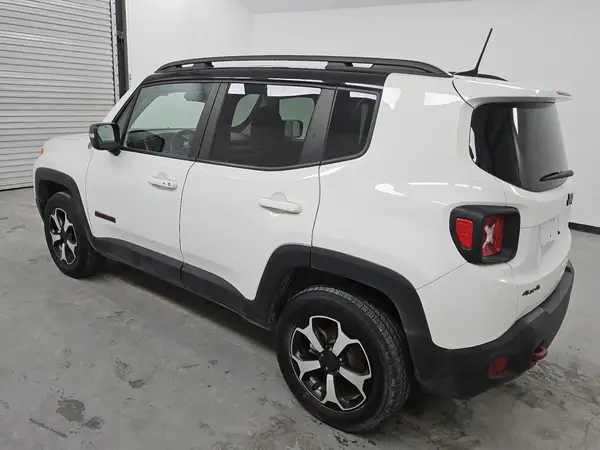 ZACNJDC14MPN30502 2021 JEEP RENEGADE - Image 2
