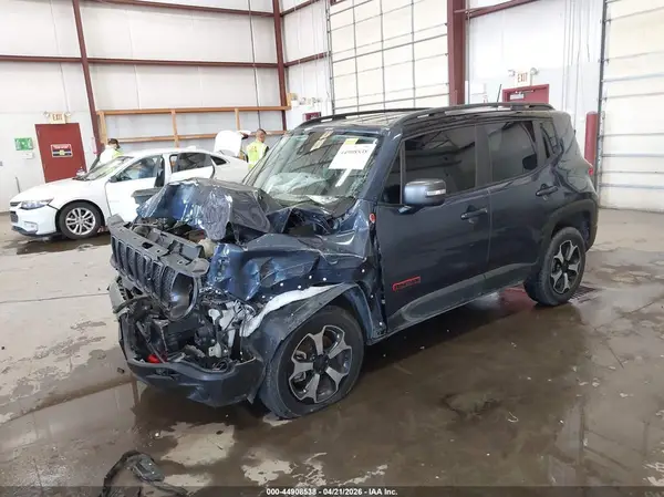 ZACNJDC14MPN31892 2021 JEEP RENEGADE - Image 2