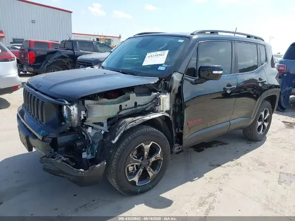 ZACNJDC14NPN68040 2022 JEEP RENEGADE - Image 2