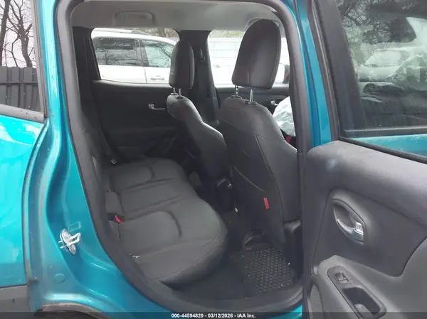 ZACNJDC14NPN78888 2022 JEEP RENEGADE - Image 8