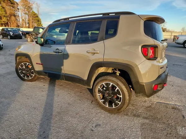 ZACNJDC14PPP28016 2023 JEEP RENEGADE - Image 2
