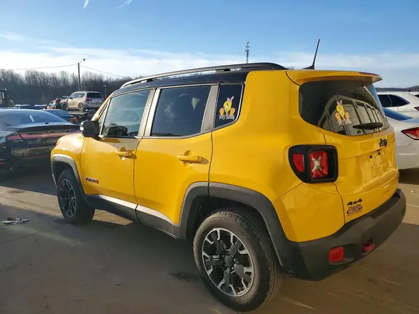 ZACNJDC14PPP73487 2023 JEEP RENEGADE - Image 2