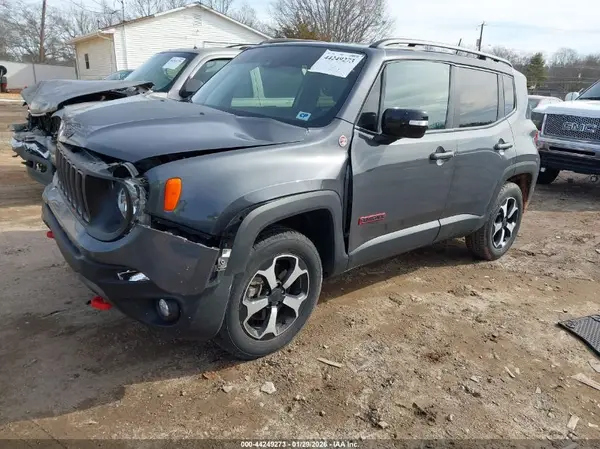 ZACNJDC15NPN88510 2022 JEEP RENEGADE - Image 2