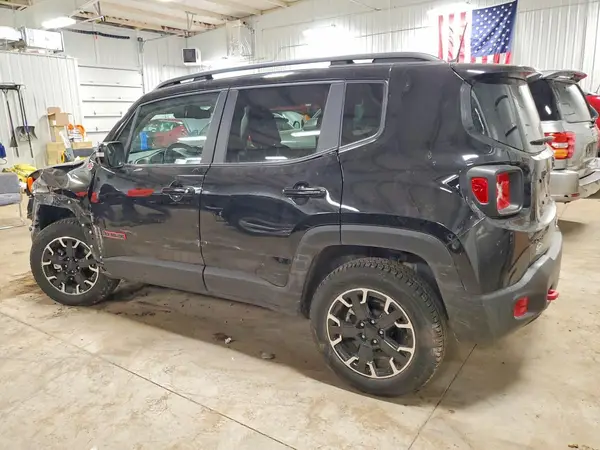ZACNJDC15PPP41325 2023 JEEP RENEGADE - Image 2