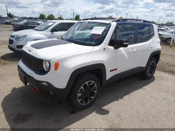 ZACNJDC15PPP70131 2023 JEEP RENEGADE - Image 2