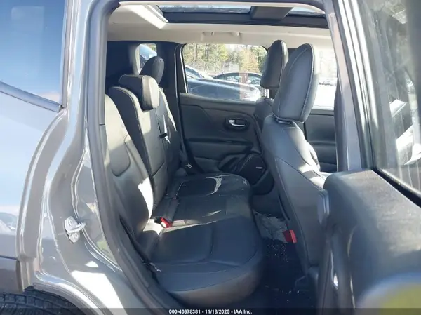 ZACNJDC16MPN32798 2021 JEEP RENEGADE - Image 8
