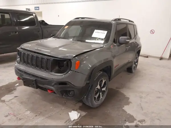 ZACNJDC16MPN36396 2021 JEEP RENEGADE - Image 2
