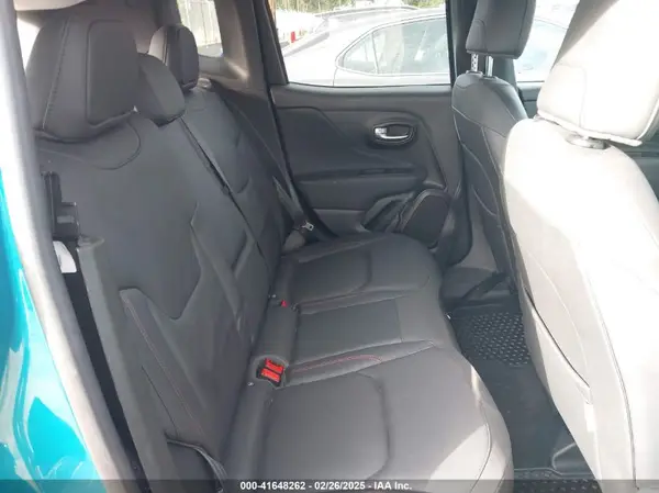 ZACNJDC16NPN46704 2022 JEEP RENEGADE - Image 8