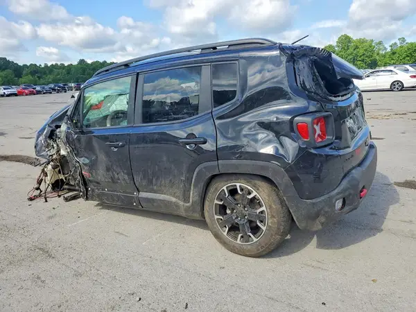 ZACNJDC16PPP71272 2023 JEEP RENEGADE - Image 2