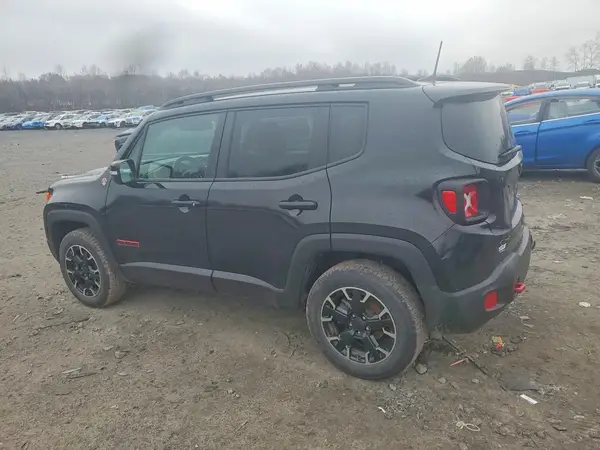 ZACNJDC16PPP73037 2023 JEEP RENEGADE - Image 2