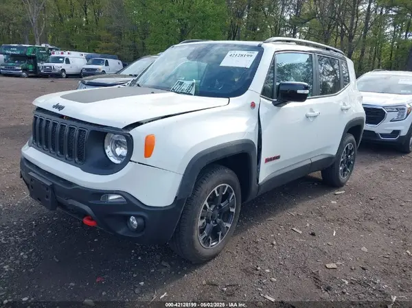 ZACNJDC16PPP73152 2023 JEEP RENEGADE - Image 2