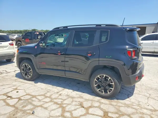 ZACNJDC16PPP73510 2023 JEEP RENEGADE - Image 2