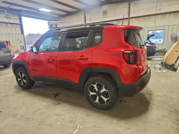 ZACNJDC17MPM42639 2021 JEEP RENEGADE - Image 2