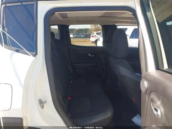 ZACNJDC17MPM56816 2021 JEEP RENEGADE - Image 8