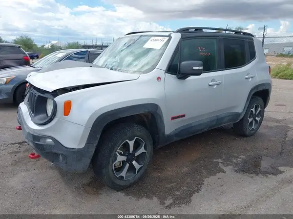 ZACNJDC17MPM95762 2021 JEEP RENEGADE - Image 2